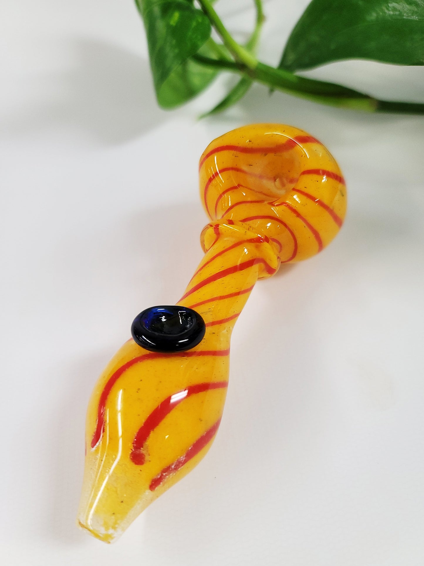 5" Frit Swirl Spoon Pipe